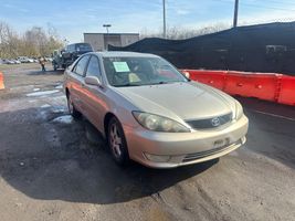 2005 TOYOTA CAMRY