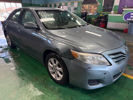 2011 TOYOTA CAMRY