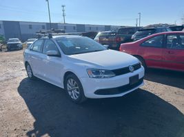 2011 VOLKSWAGEN JETTA