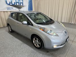 2012 NISSAN LEAF