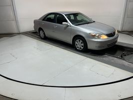 2004 TOYOTA CAMRY
