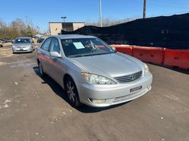 2005 TOYOTA CAMRY