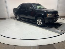 2010 CHEVROLET AVALANCHE LS