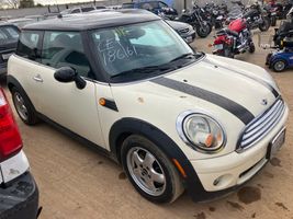 2010 MINI COOPER BASE
