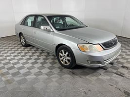 2001 TOYOTA AVALON XL