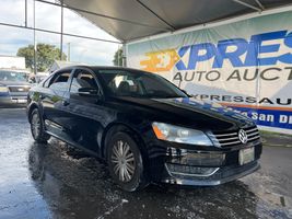 2015 VOLKSWAGEN PASSAT