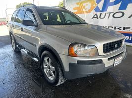 2004 VOLVO XC90