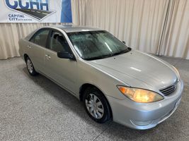 2005 TOYOTA CAMRY BASE