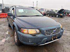 2004 VOLVO XC70