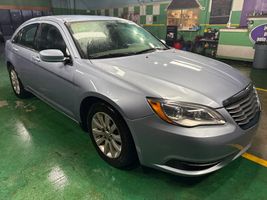 2014 CHRYSLER 200