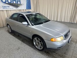 2000 AUDI A4 