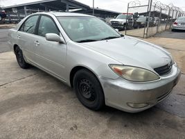 2004 TOYOTA CAMRY