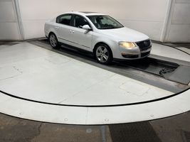 2010 VOLKSWAGEN PASSAT KOMFORT