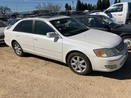 2002 TOYOTA AVALON