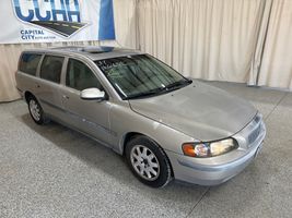 2003 VOLVO V70 BASE