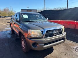 2011 TOYOTA TACOMA SR5