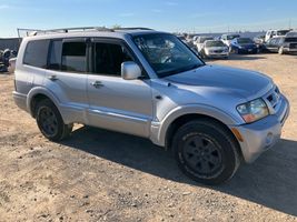 2003 MITSUBISHI MONTERO LIMITED
