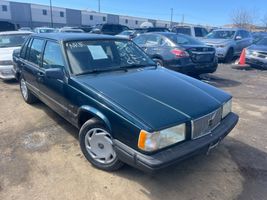 1994 VOLVO 940 