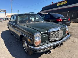 1973 MERCEDES-BENZ 280-CLASS 