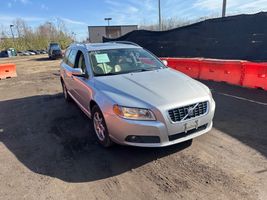 2008 VOLVO V70 