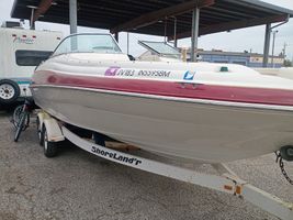 1999 SEA RAY 210 SUNDECK