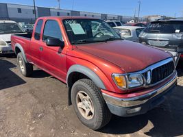 2002 TOYOTA TACOMA SR5
