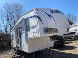 2010 WILDCAT  FOREST RIVER 