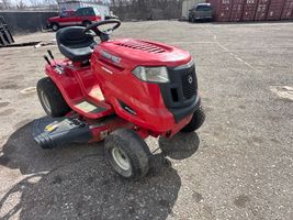  TROY-BILT RIDING LAWNMOWER 