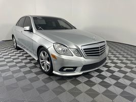 2011 MERCEDES-BENZ E CLASS E350