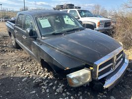 2005 DODGE DAKOTA SLT
