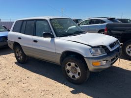 2000 TOYOTA RAV4 BASE