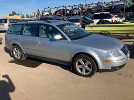 2004 VOLKSWAGEN PASSAT GLX