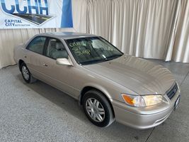 2000 TOYOTA CAMRY LE