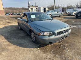 2004 VOLVO S60 BASE