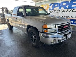 2005 GMC SIERRA 1500 SLE