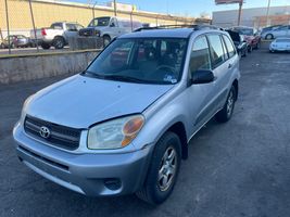 2005 TOYOTA RAV4 BASE