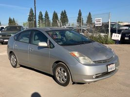 2005 TOYOTA PRIUS 