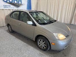 2001 TOYOTA PRIUS 