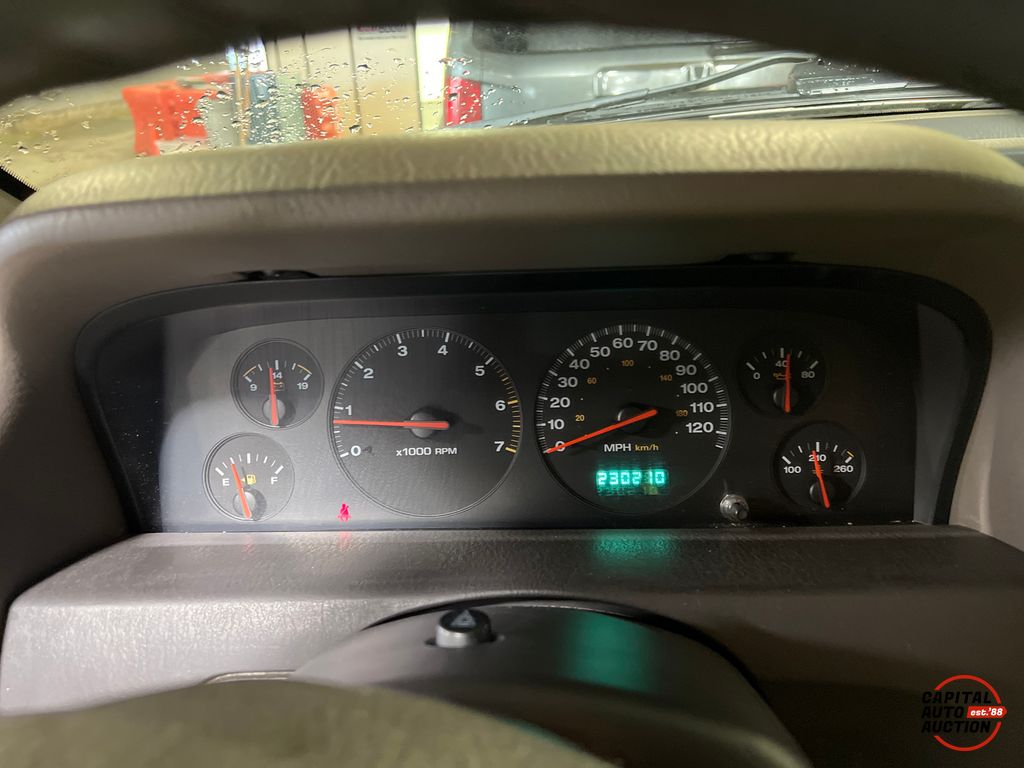 2001 JEEP GRAND CHEROKEE 4