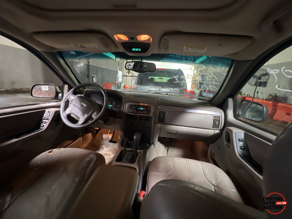 2001 JEEP GRAND CHEROKEE 10