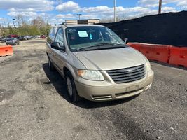 2006 CHRYSLER TOWN & COUNTRY BASE