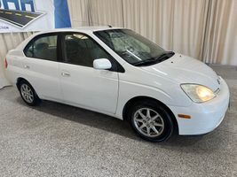 2003 TOYOTA PRIUS 