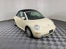 2005 VOLKSWAGEN NEW BEETLE GLS