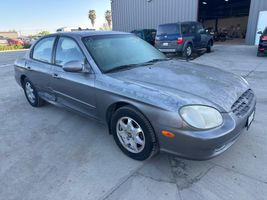 2000 HYUNDAI SONATA GLS