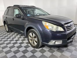 2010 SUBARU OUTBACK LIMITED