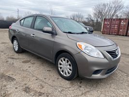 2013 NISSAN VERSA S