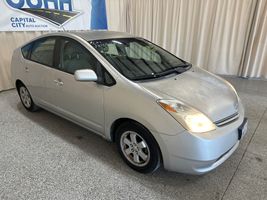 2004 TOYOTA PRIUS 