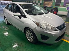 2013 FORD FIESTA