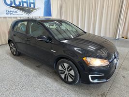 2016 VOLKSWAGEN EGOLF SE