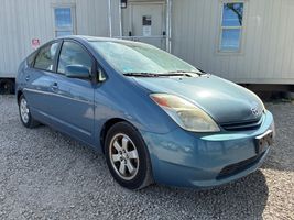 2004 TOYOTA PRIUS